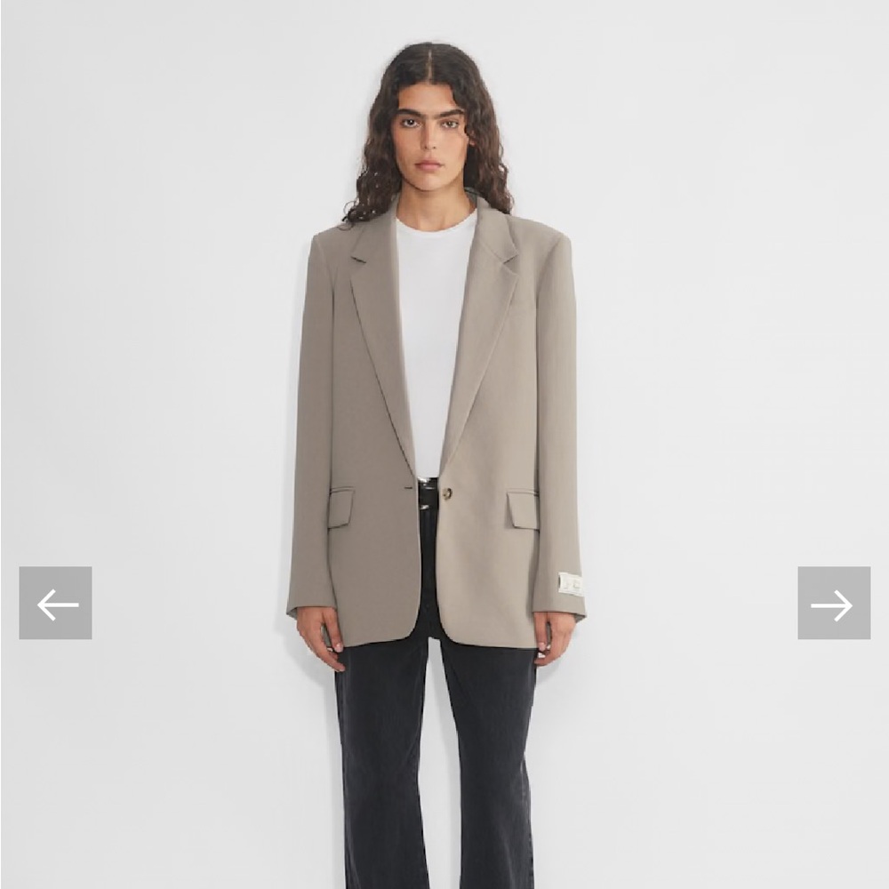 Aritzia Wilfred Generation Blazer Japanese crepe single-breasted Blazer